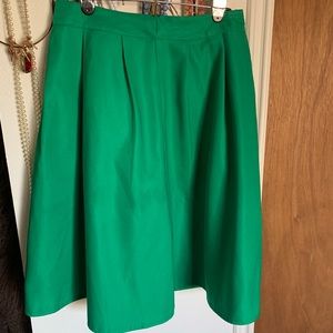 Green circle skirt